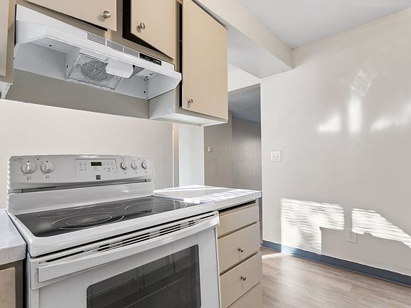 4th image of 18 SE 162nd Ave #959-04