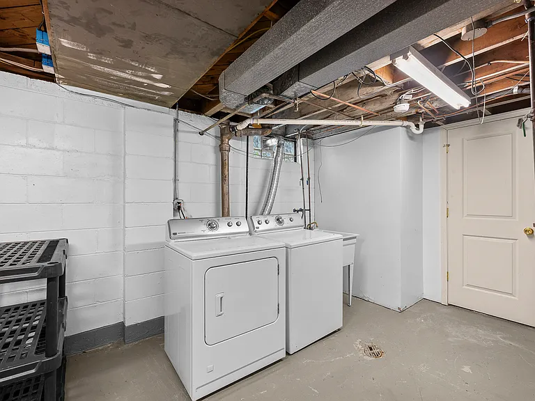 Basement Laundry Room