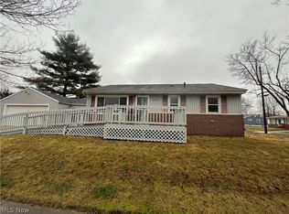 2984 Shelburn Ave, Akron, OH 44312