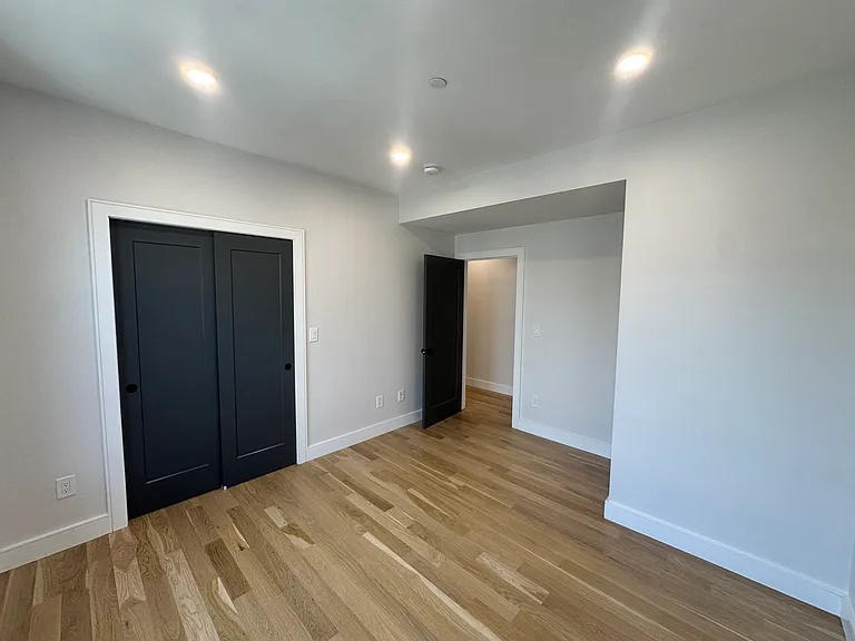 54 Dorset St #5 — Photo 10