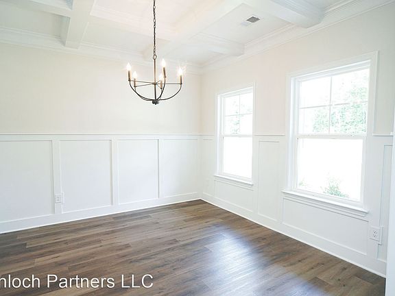 5th image of 3670 Lynnwood Dr
