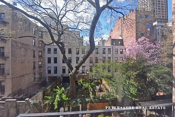 Rented by Peter Ashe | media 9