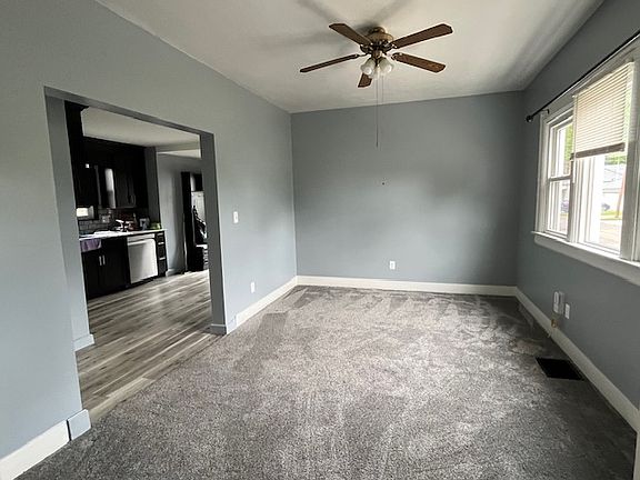 5th image of 1128 Washington Ave