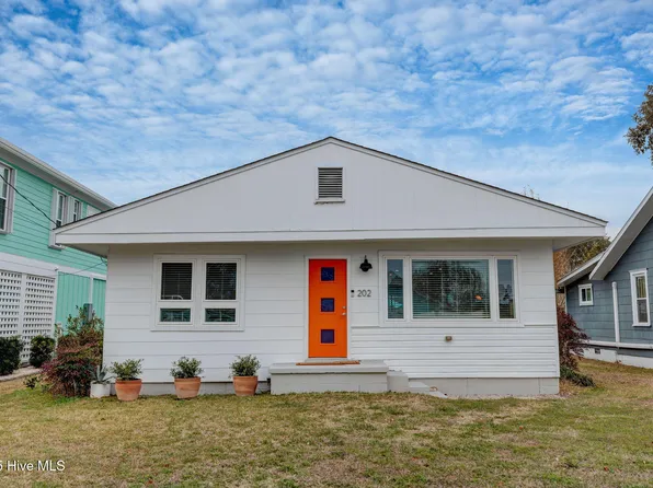 202 S Fourth Street, Carolina Beach, NC 28428