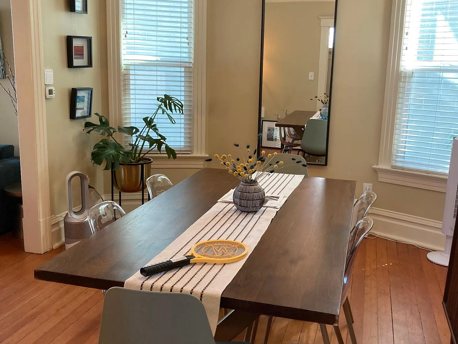 3 bed, 2050 sqft, $4,200 — Photo 4
