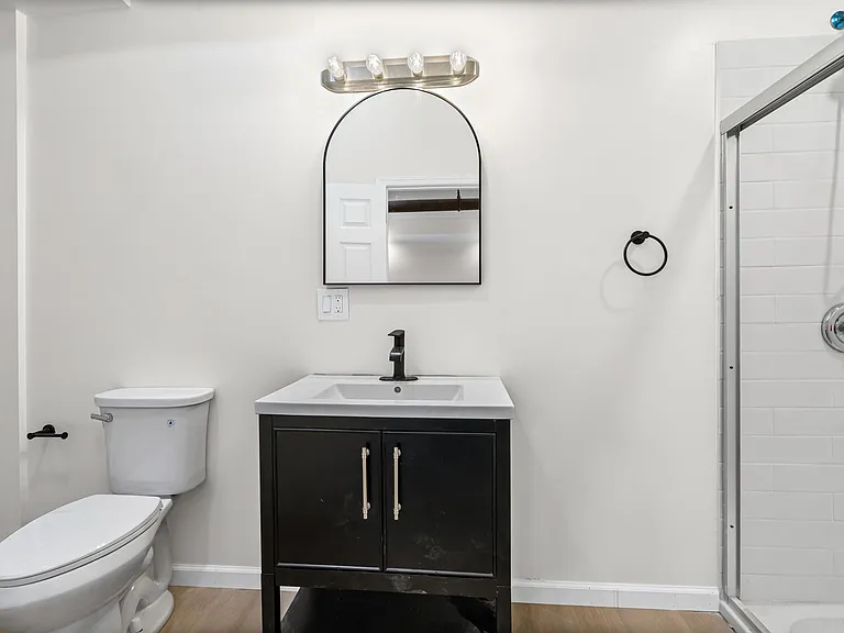 240 Sheridan Ave #1B — Photo 7
