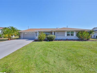 607 Fox Hills Dr, Sun City Center, FL, 33573