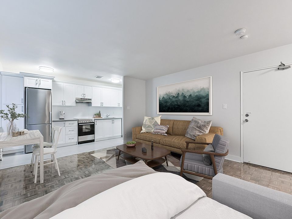 2nd image of 151 Saint George St #1520360