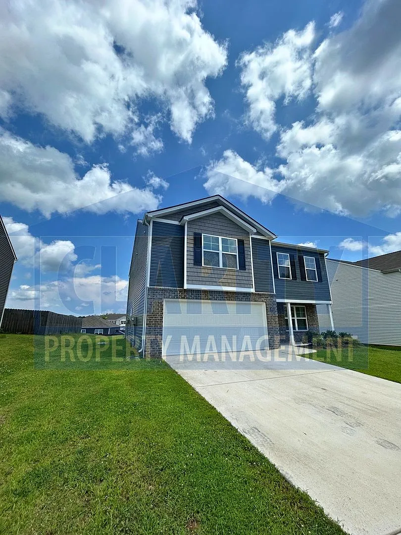 Beautiful home in Athens, TN! — Photo 2