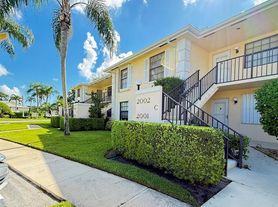 2002 Keystone Dr