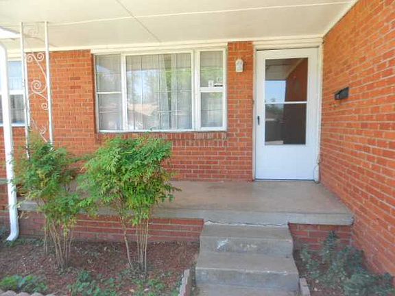 2nd image of 3114 SE 20th St