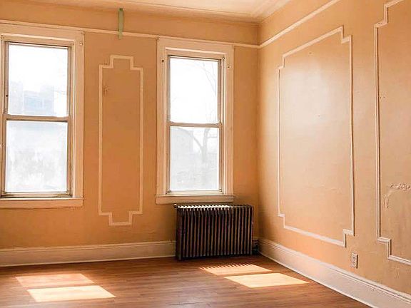 3rd image of 3707 24th Ave APT 1F