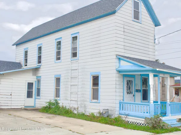 98 Chemung St, Sayre, PA 18840