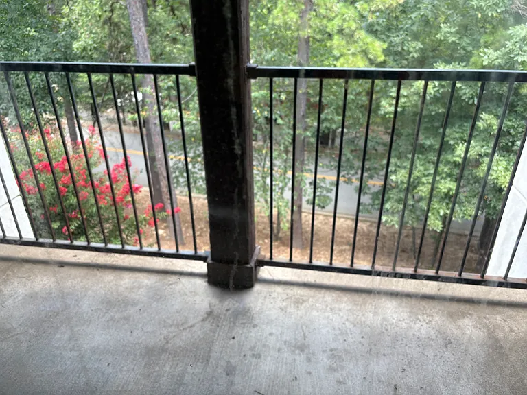 balcony