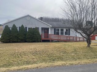 6426 Baptist Valley Rd, North Tazewell, VA 24630