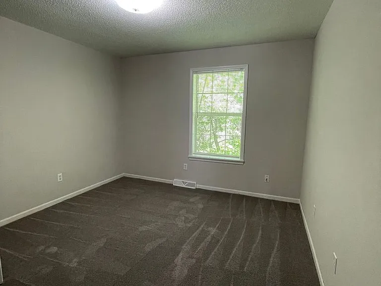 2304-2306 Parks Edge Pl — Photo 16