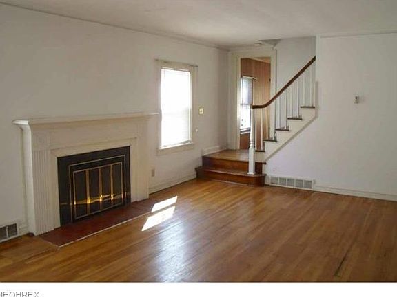 3rd image of 42 Wandle Ave