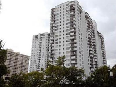 2780 NE 183rd St APT 417, Aventura, FL, 33160