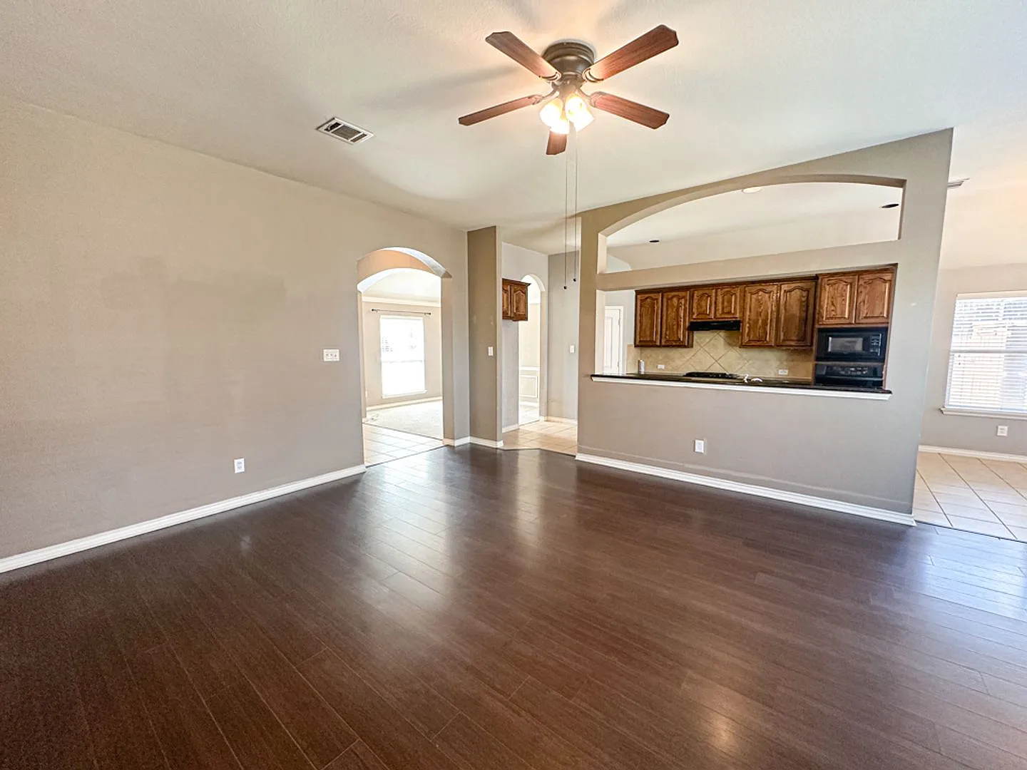 Gorgeous home in great community! — Photo 4