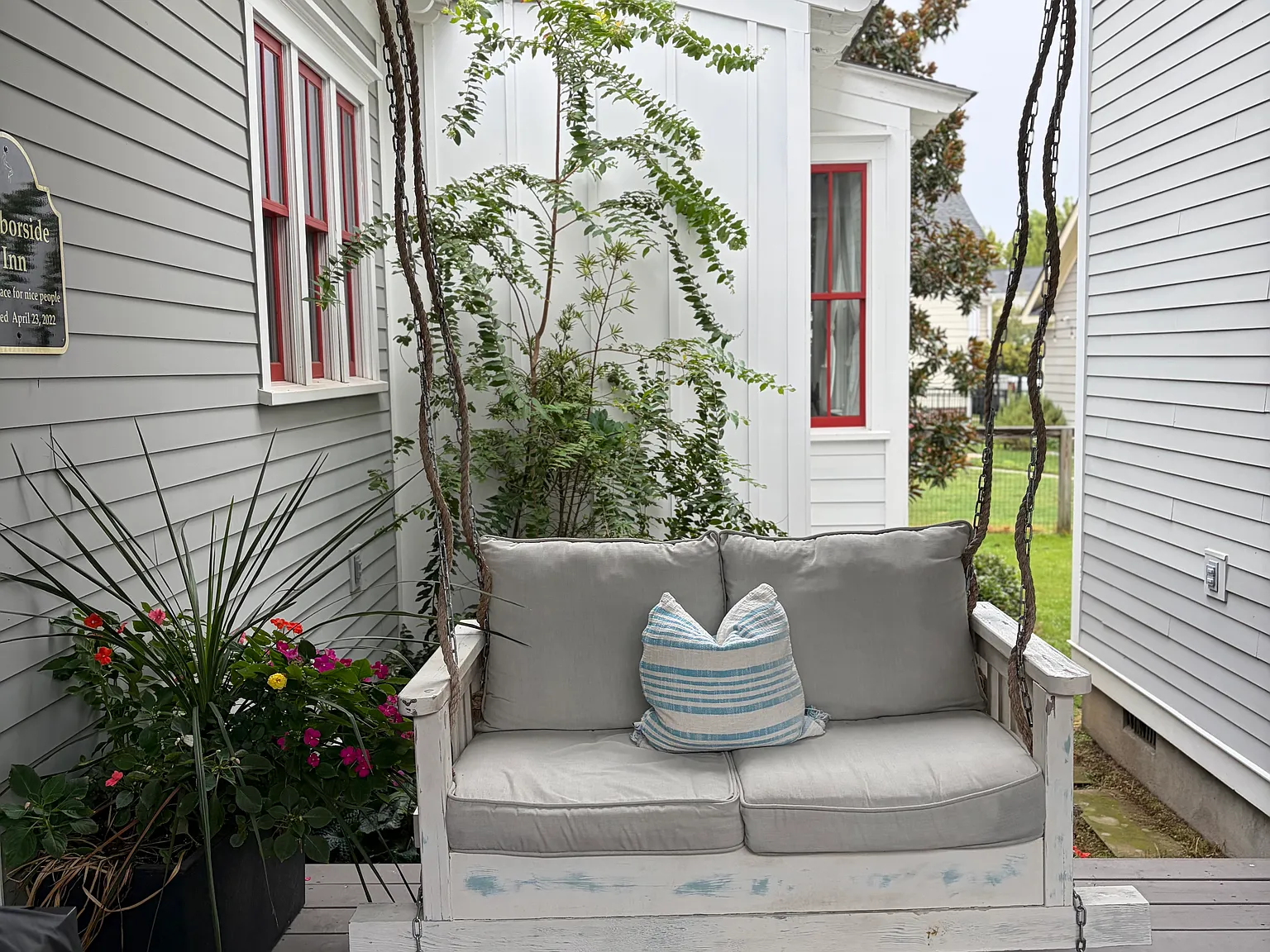 1 bed, 1000 sqft, $1,600 — Photo 1