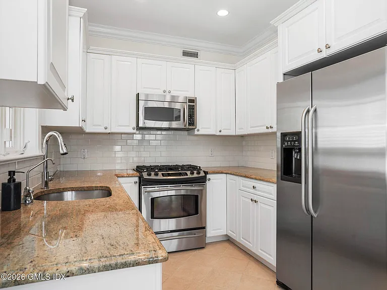 147 Holly Hill Ln #2 — Photo 11