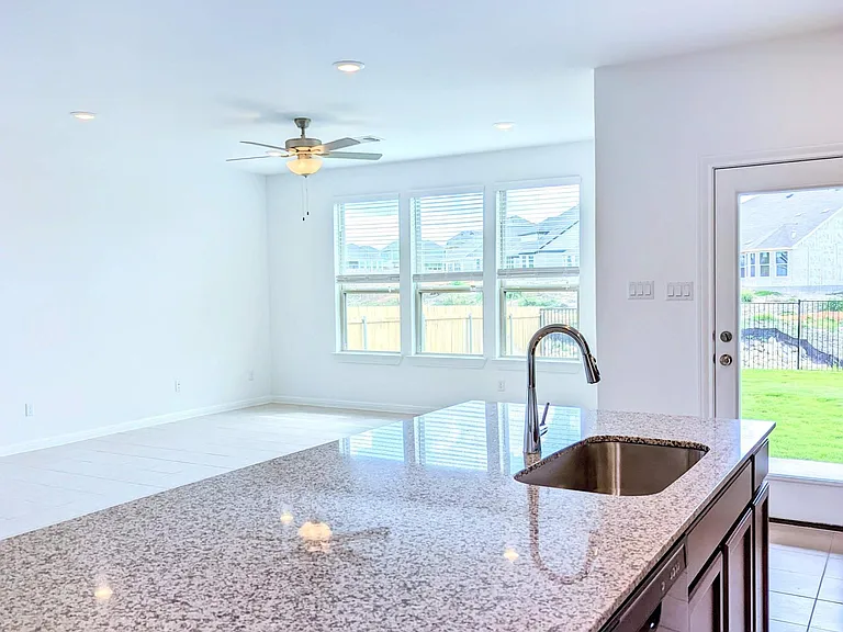 221 Sand Lily Ln — Photo 18
