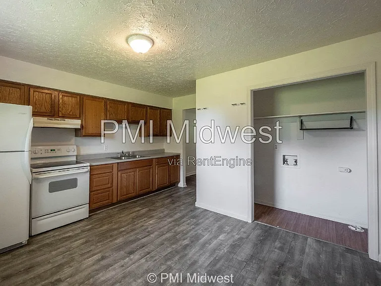 570 W US Highway 52 #10B — Photo 9