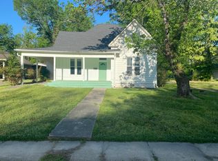 1125 Davis St #A, Conway, AR 72034