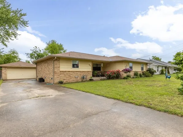 404 SW 20th St, Bentonville, AR 72712