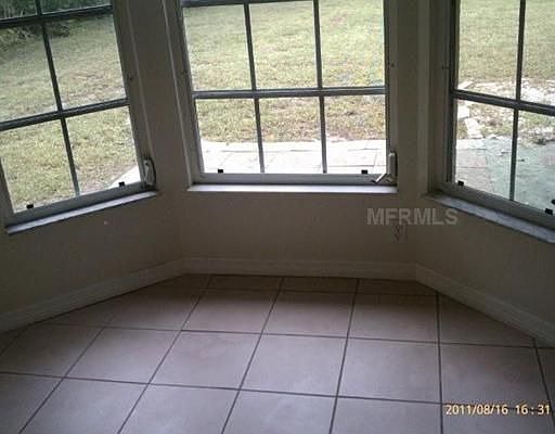 5th image of 640 N Elm St