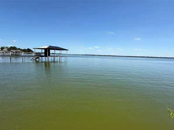 229 The Shores Dr, Corsicana, TX 75109