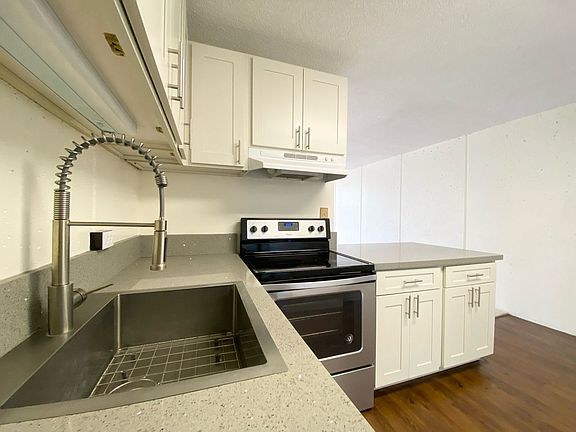 4th image of 95-061 Waikalani Dr APT D503