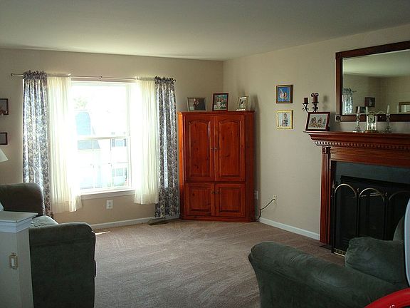 Living Room w/ Fireplace
