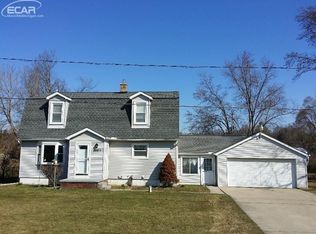 10065 E Stanley Rd, Davison, MI 48423