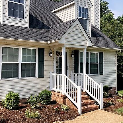 2nd image of 609 Colonial Ave