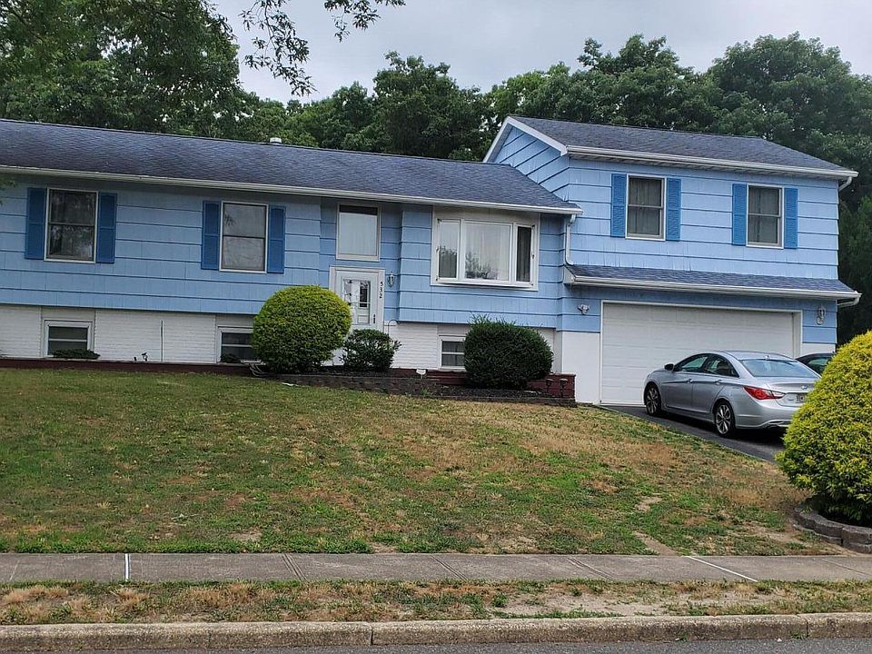 1st image of 532 River Drive