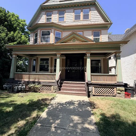 919 Clay Ave — Photo 4