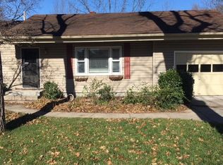 3810 W 76th St, Prairie Village, KS 66208