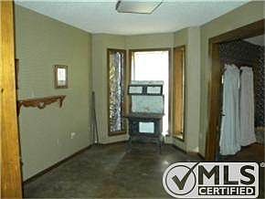 3rd image of 804 County Road 1694