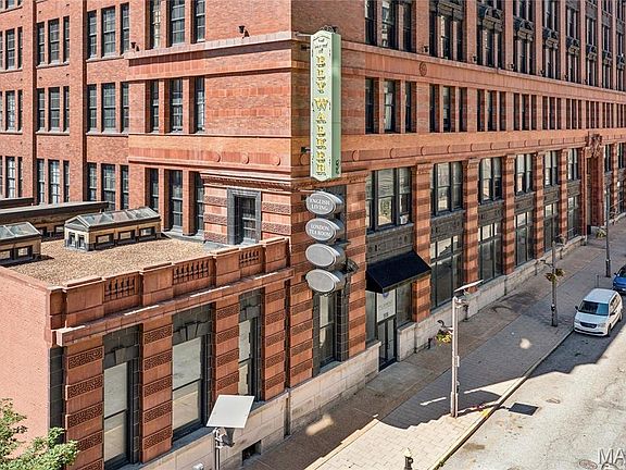 3rd image of 1520 Washington Ave APT 202