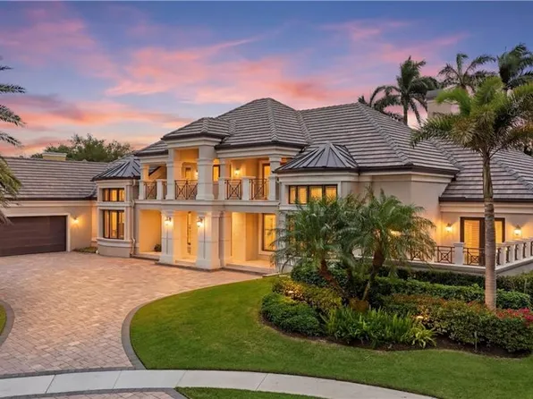 328 SEDGWICK CT, NAPLES, FL 34108