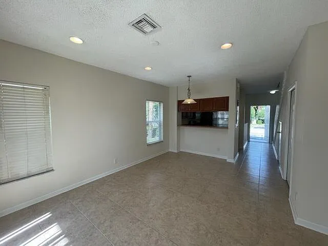 5219 Palmbrooke Cir #1 — Photo 9