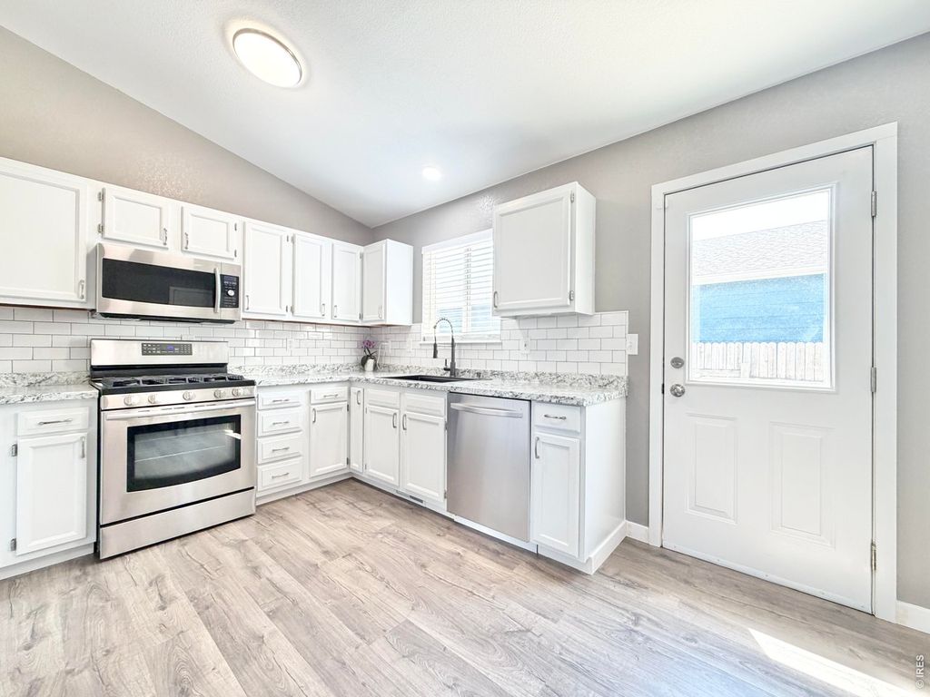 183 Calabria Dr