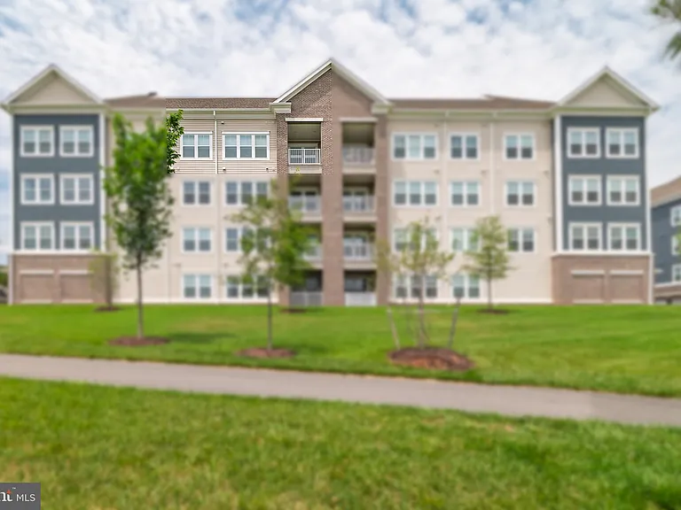 21630 Hawksbill High Cir #405 — Photo 39