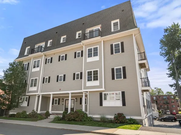 160 School St #53, Waltham, MA 02451
