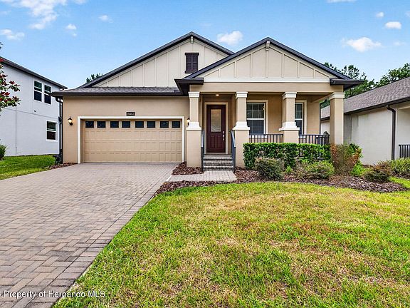 3rd image of 19462 Forest Garden Ct