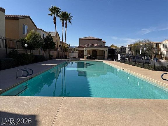 4th image of 7783 Crystal Village Ln