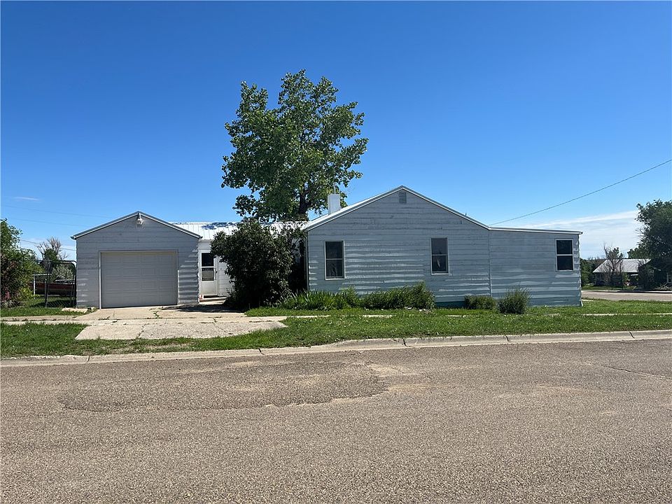 1st image of 1306 B Ave