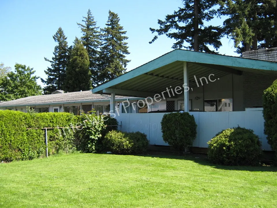 11706 E Burnside St