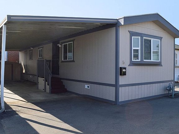 4th image of 9097 Rosecrans Ave Space 5